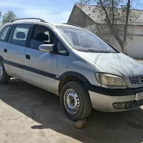 Opel Zafira 2002