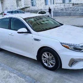 Kia Optima 2020
