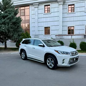 Toyota Highlander 2017