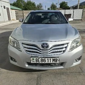 Toyota Camry 2010