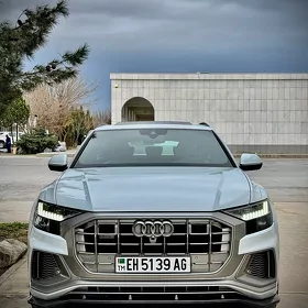 Audi Q8 2020