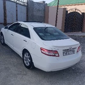 Toyota Camry 2010