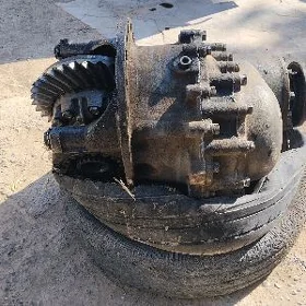 Kamaz 6520 öñki reduktor