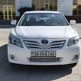 Toyota Camry 2010