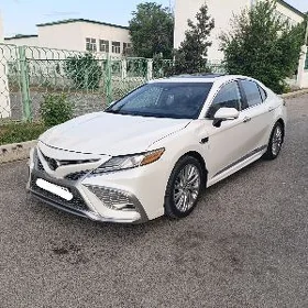 Toyota Camry 2020