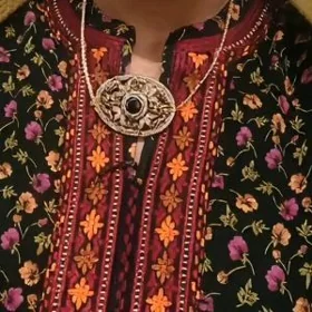 broska yitdi/потеряла  брошку