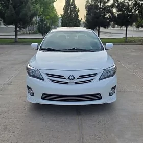 Toyota Corolla 2013