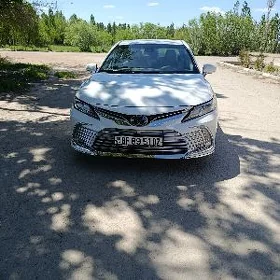Toyota Camry 2022