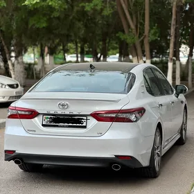 Toyota Camry 2022