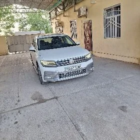 Volkswagen Tiguan 2020