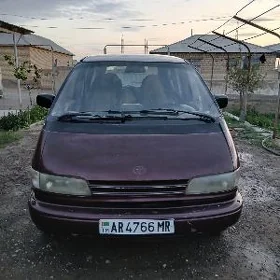 Toyota Previa 1991