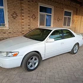 Toyota Camry 1998