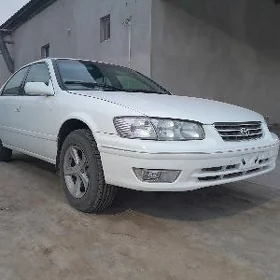 Toyota Camry 2001