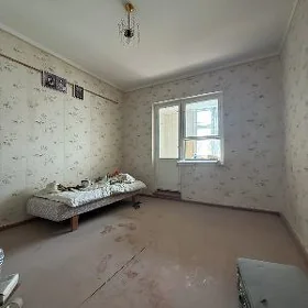 2 kom  Gaudan Kemine