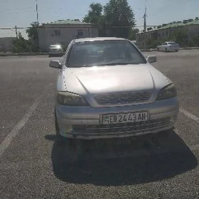 Opel Astra 2001