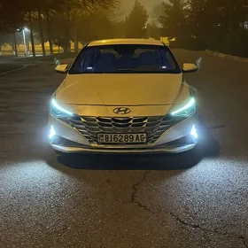 Hyundai Elantra 2021