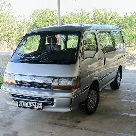 Toyota Hiace 1989