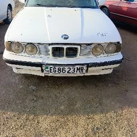 BMW 525 1990