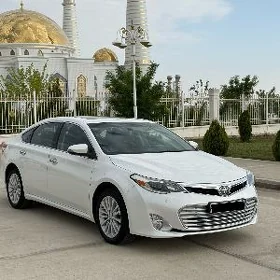 Toyota Avalon 2013