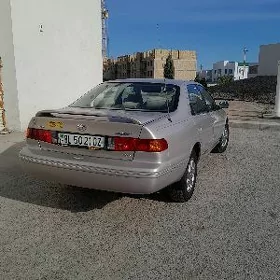 Toyota Camry 2001