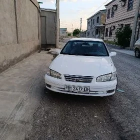 Toyota Camry 1999