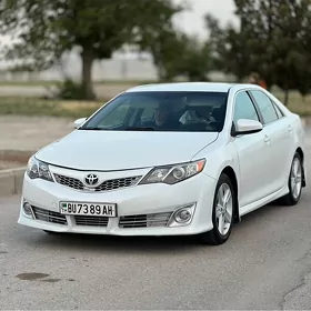 Toyota Camry 2013
