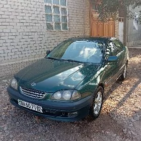 Toyota Avensis 2000