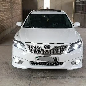 Toyota Camry 2010