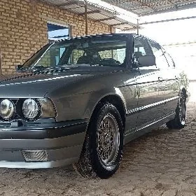 BMW 525 1990