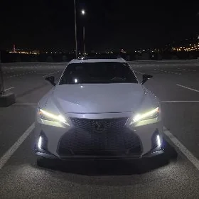 Lexus IS 2022