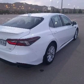 Toyota Camry 2023