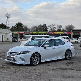 Toyota Camry 2022