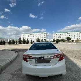 Toyota Camry 2013