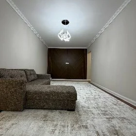 11 mkr 1 komnat 1 etaz