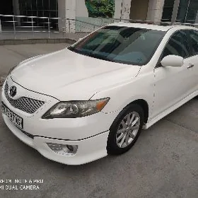Toyota Camry 2011