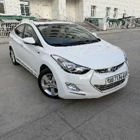 Hyundai Elantra 2011