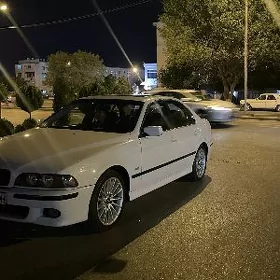 BMW E39 2003
