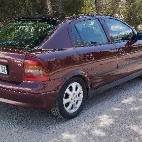 Opel Astra 2003