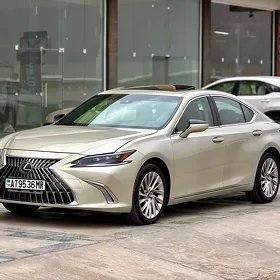 Lexus ES 350 2023