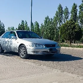 Toyota Camry 2000