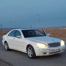 Mercedes-Benz S-Class 2000
