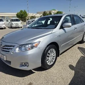 Toyota Camry 2010