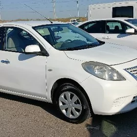 Nissan Sunny 2013