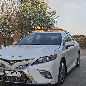 Toyota Camry 2020