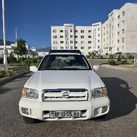 Nissan Pathfinder 2004