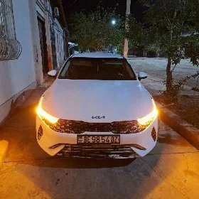 Kia K5 2023