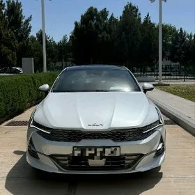 Kia K5 2021