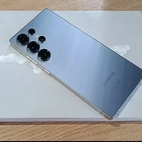 Samsung Galaxy s25 Ultra