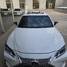 Lexus ES 350 2021