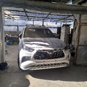 Toyota Highlander 2020